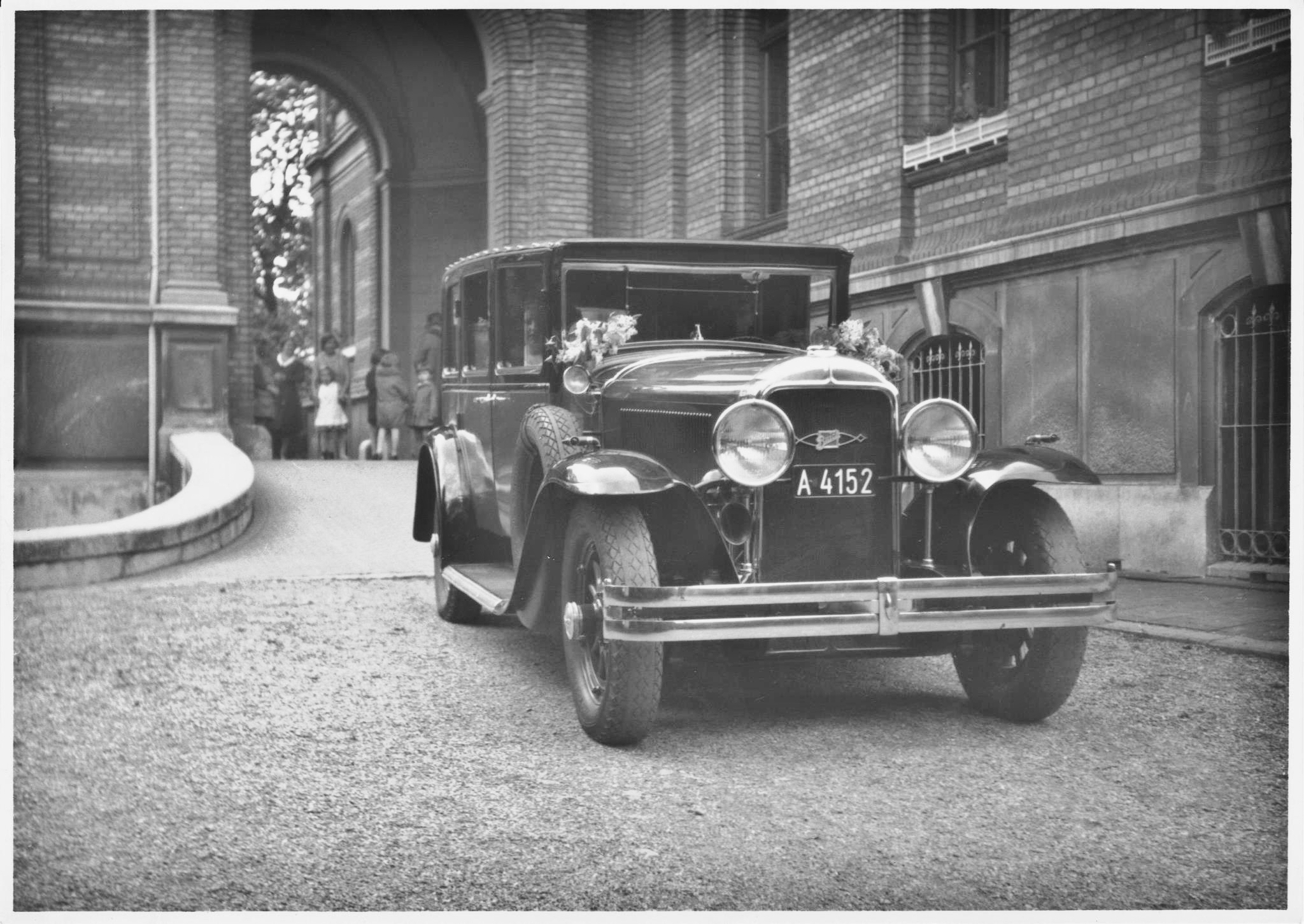 Auffahrtsrampe der Universitätssternwarte 1933